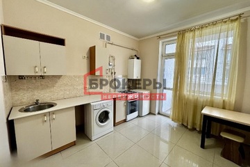 1-к квартира, 40 м², 5/5 эт.
