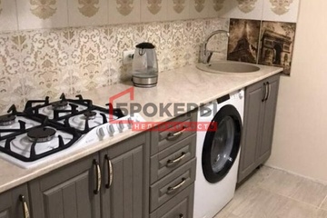 1-к квартира, 35 м², 8/10 эт.