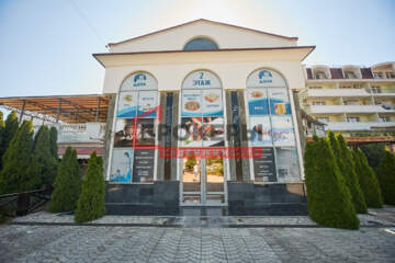 Помещение своб.назн., 303,9 м², 1/2 эт.