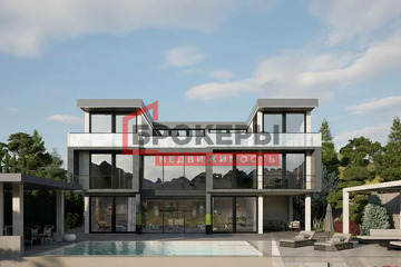 Дом, 560 м², 3 эт.