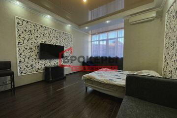 1-к квартира, 51 м², 1/5 эт.