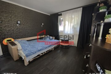 2-к квартира, 52 м², 1/12 эт.