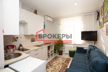 Комната, (всего 10 ком.), 16,7 м², 3/3 эт.