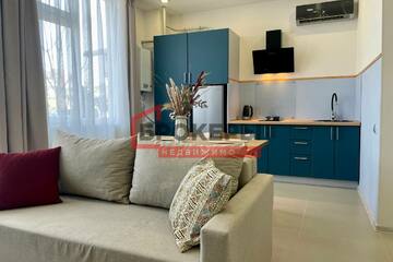 1-к квартира, 37,5 м², 1/10 эт.