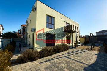 Дом, 285,2 м², 2 эт.