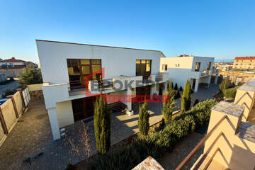 Дом, 812 м², 2 эт.