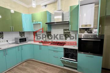 3-к квартира, 92 м², 4/6 эт.