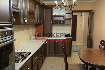 2-к квартира, 68 м², 3/5 эт.