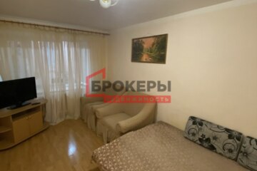 2-к квартира, 55 м², 1/3 эт.
