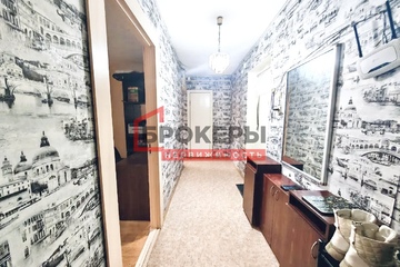 2-к квартира, 52,7 м², 1/5 эт.