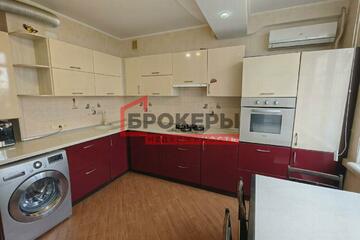 2-к квартира, 60,6 м², 2/5 эт.