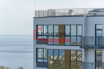1-к квартира, 68,1 м², 1/4 эт.