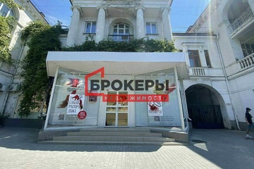 Помещение своб.назн., 197,7 м², 1/3 эт.